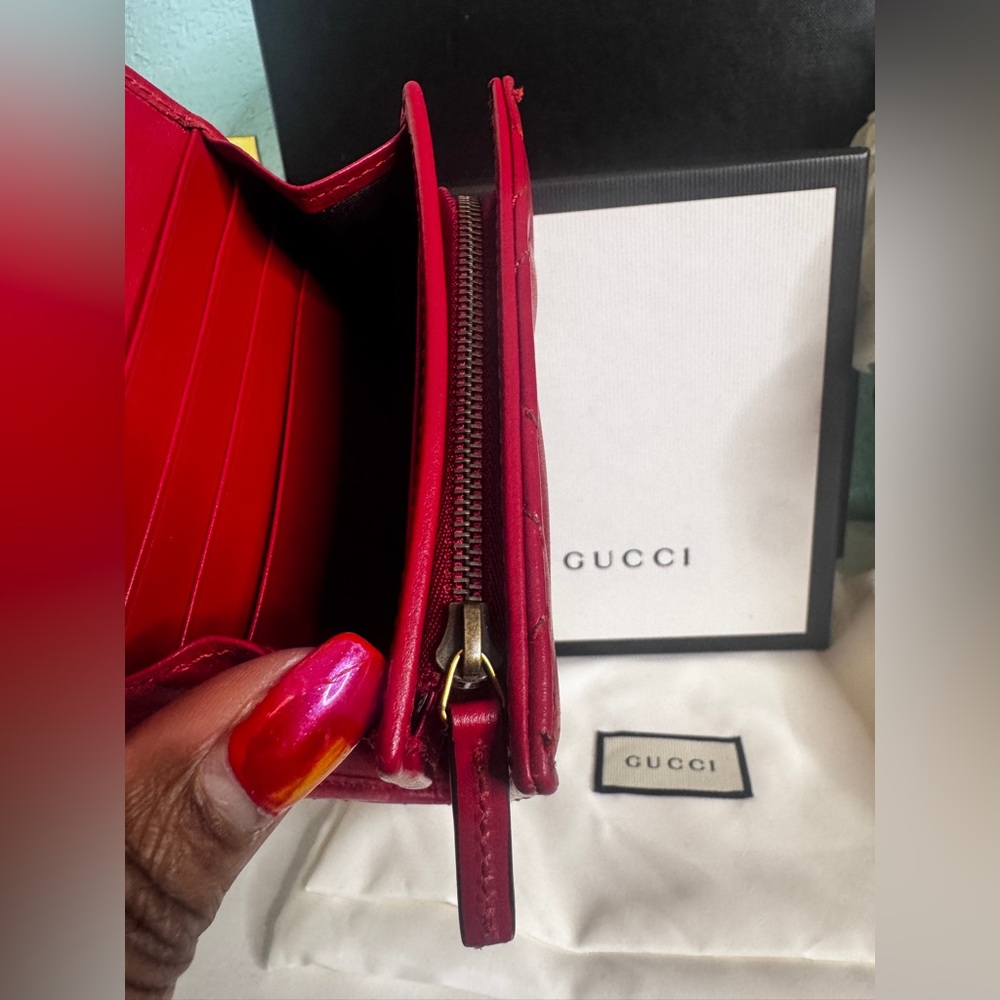 Gucci Red Quilted Leather Wallet - Picture 11 of 14